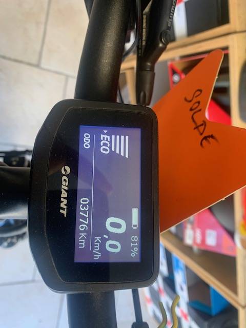 Giant explore pro femme taille M