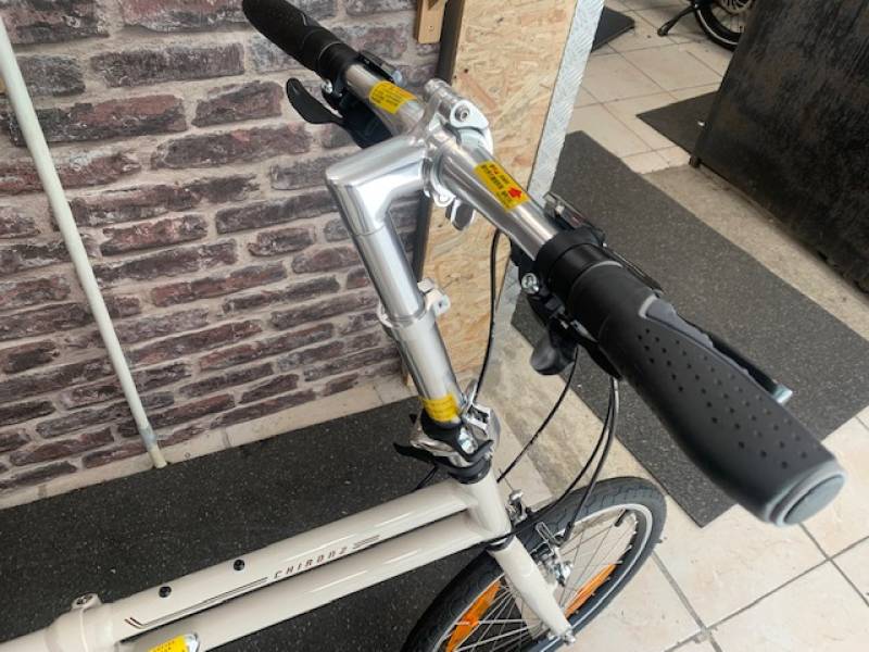 velo pliant Giant Chirron